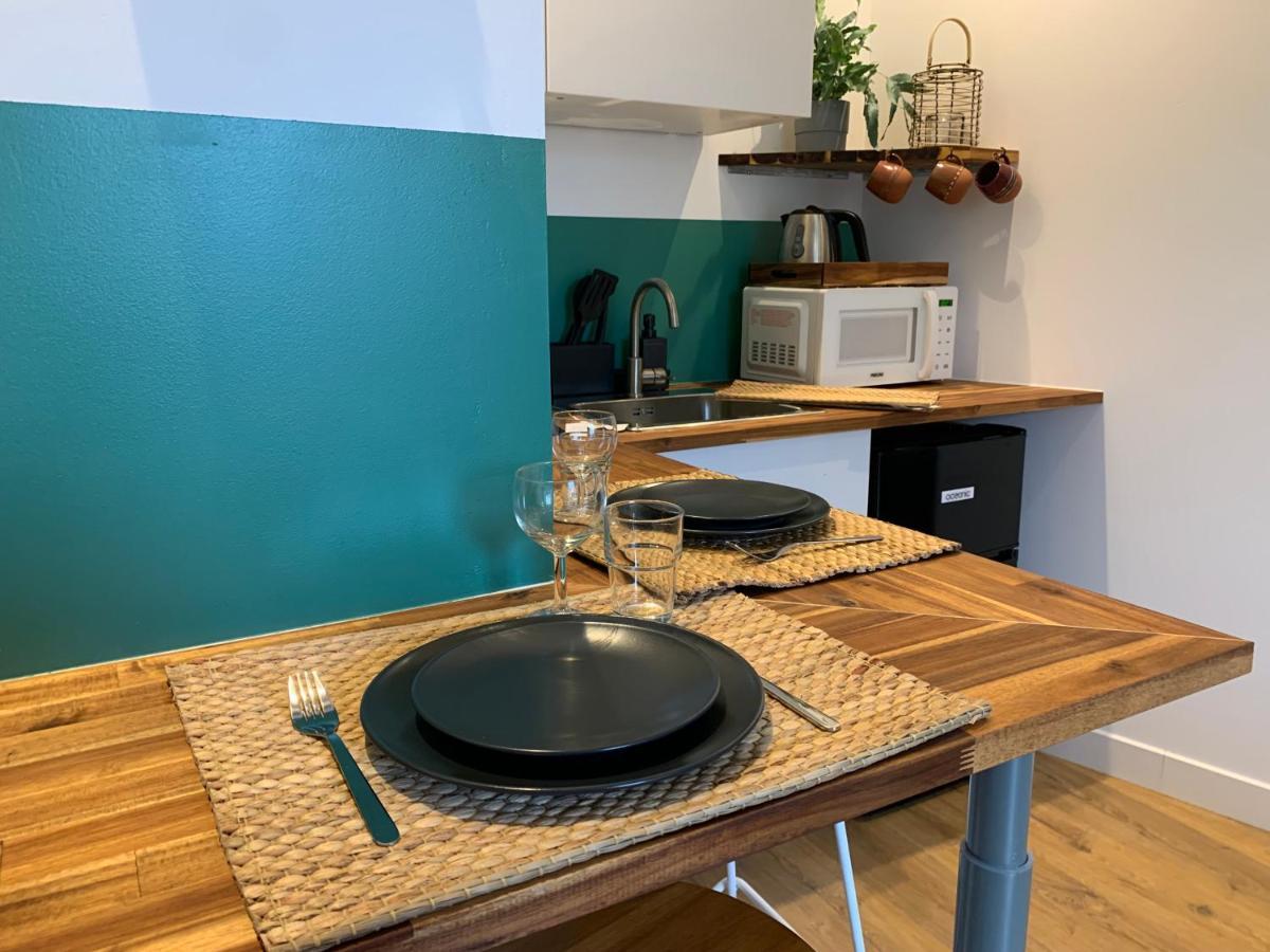 Le Petit Bali - Studio - Wifi - Parking - Coeur De Ville Pont-lʼAbbé Zewnętrze zdjęcie